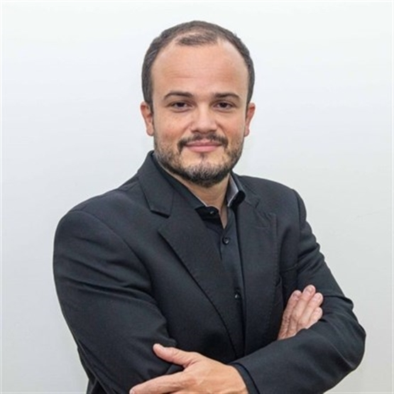 Prof. Dr Kleber Nogueira Carrilho.